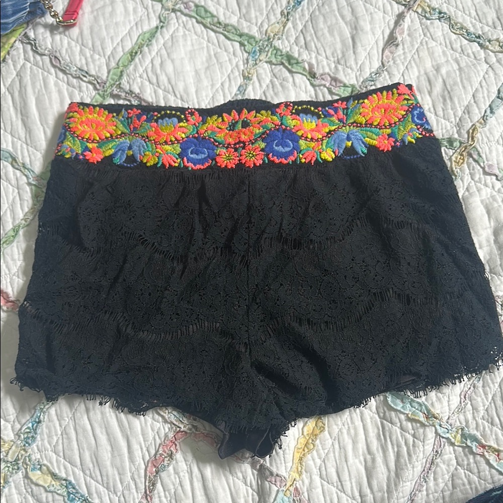 Black Lace Shorts with Floral Embroidery